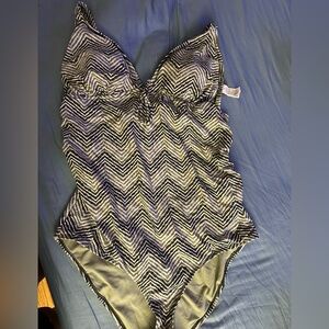 Old Navy Green and White Chevron Maternity Swimsuit